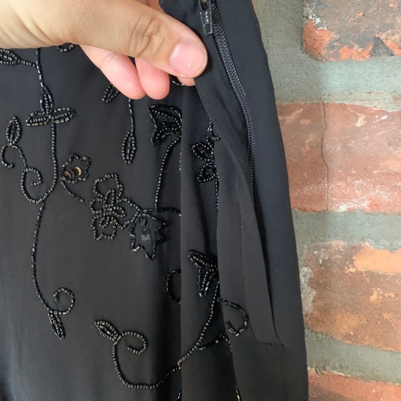 Black pants with fancy pearls - Picture 8 of 16